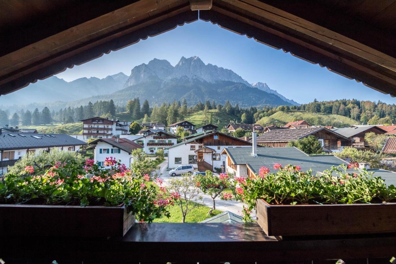Gipfelblick * Grainau